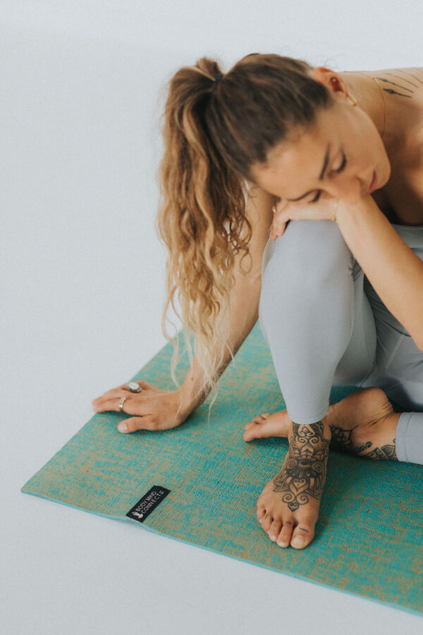 Eco-Friendly Yoga Mat Aqua - Image 3